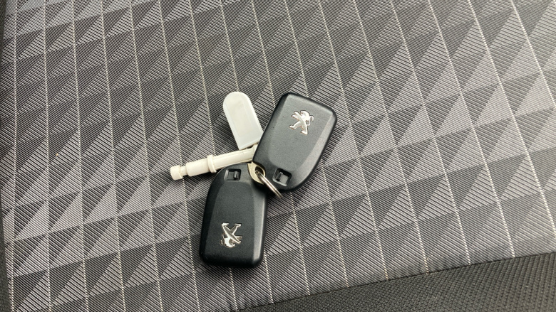 Peugeot 108 1.0 72 Allure 5dr Petrol Hatchback